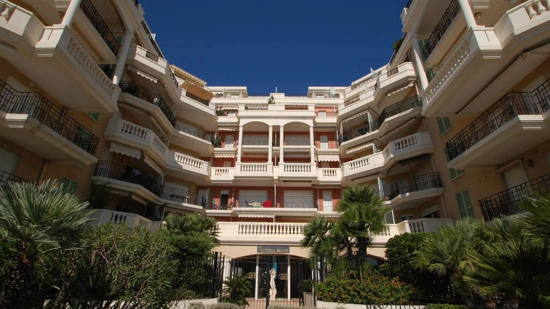 Superbe 2P Centre Menton Avec Terrasse, Clim, Wi-Fi - Fr-1-196-152 Apartment France